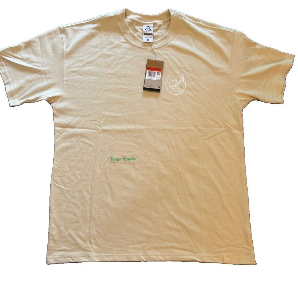 Nike ACG Men’s Texas Fossils Graphic T-Shirt Beige HV1296-229 Size Large L New